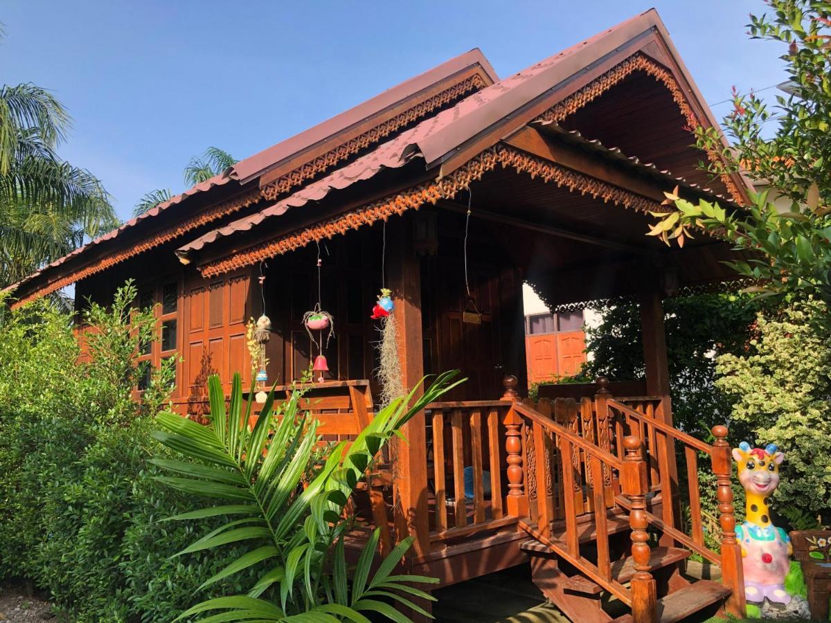 Kob Suk Resort K7 , K10 Sichon Extérieur photo