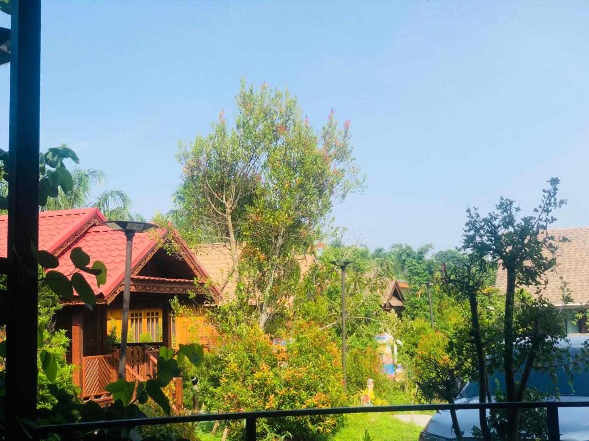 Kob Suk Resort K7 , K10 Sichon Extérieur photo